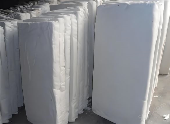 高密度复合硅酸盐保温棉价格